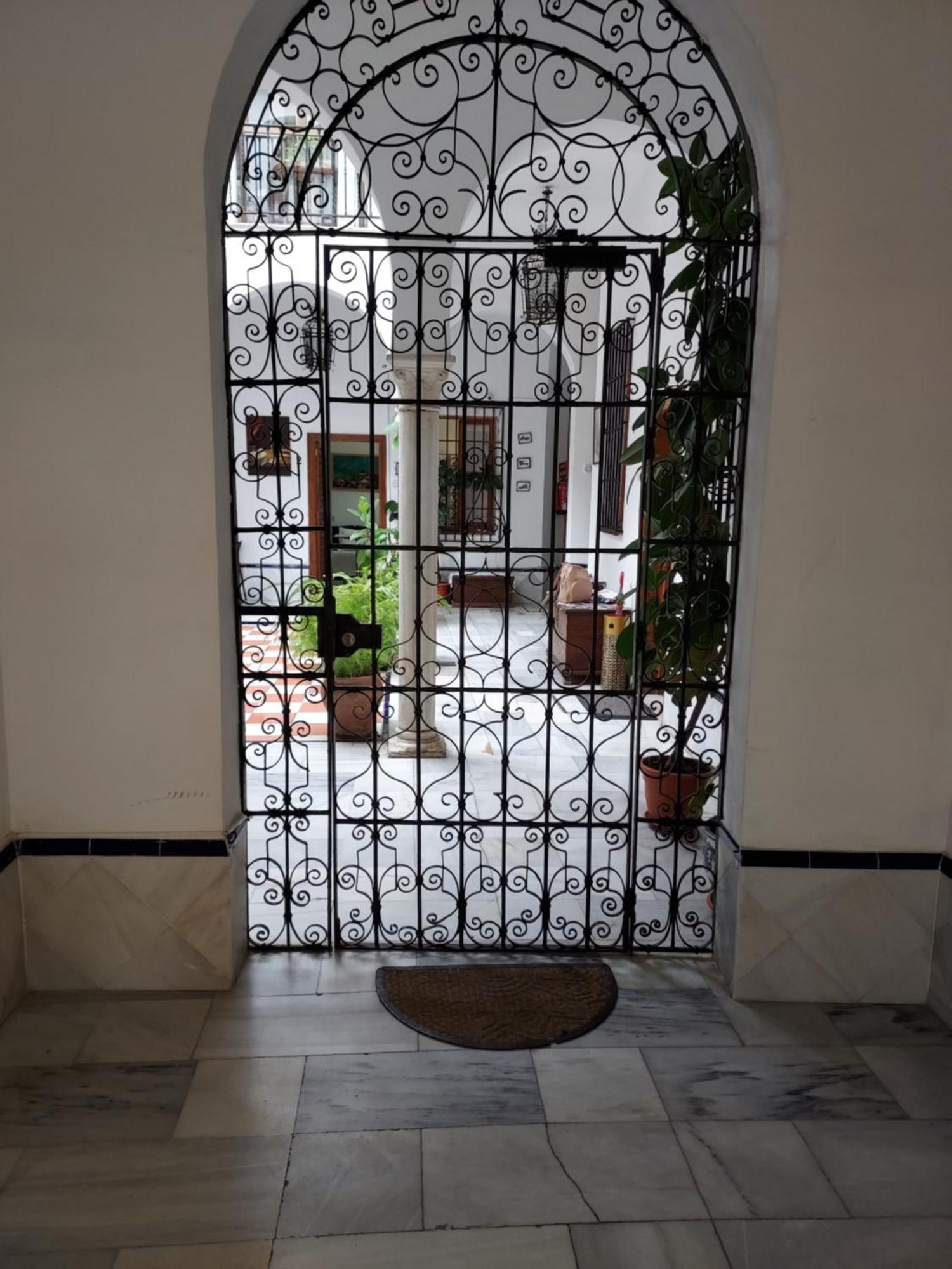 Patio Sevillano Flores Appartement